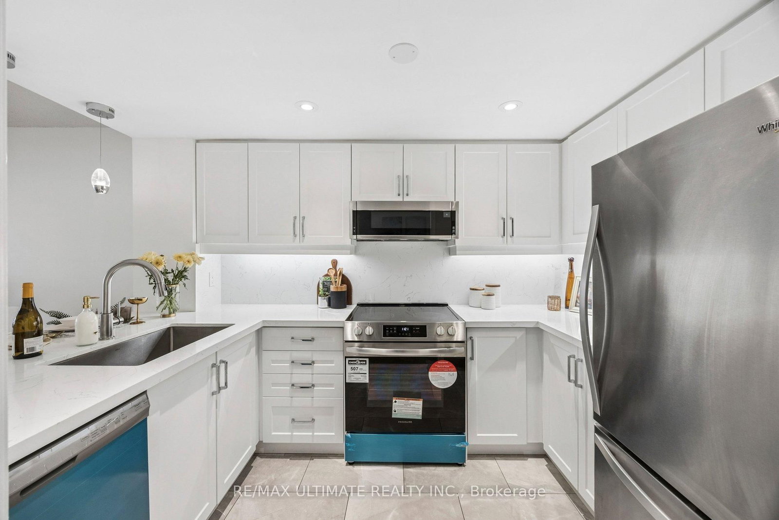 Listing Image 7