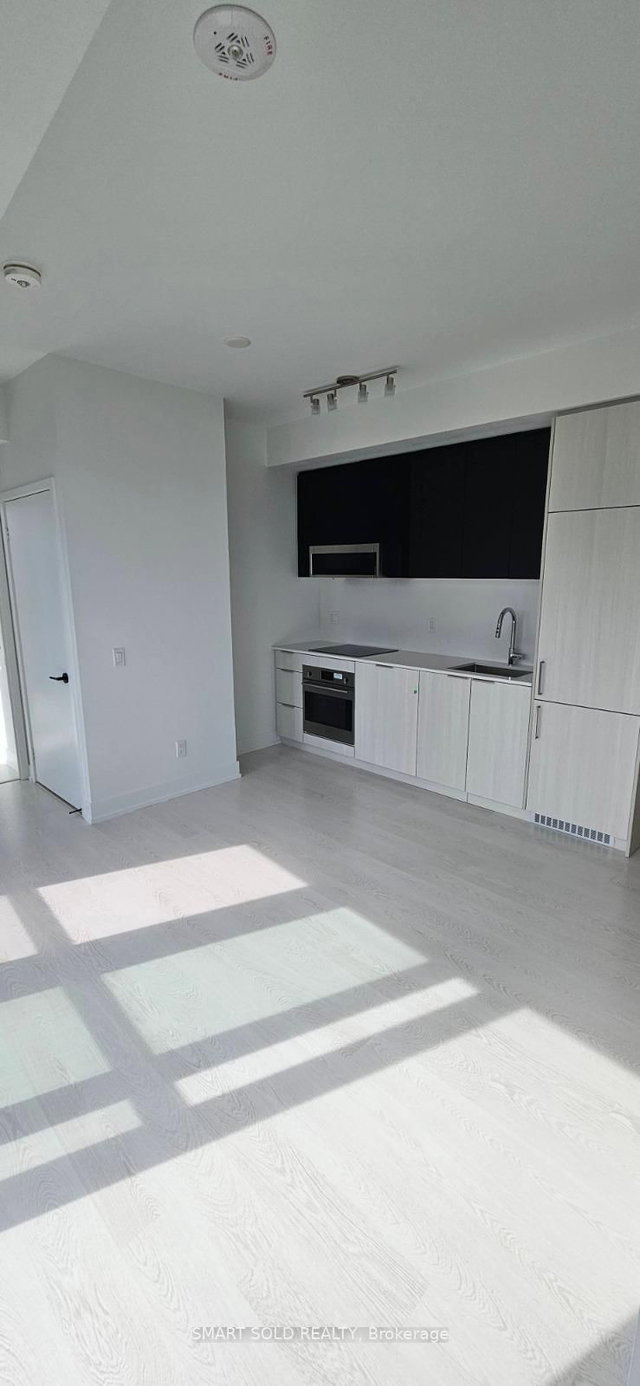 2713 - 308 Jarvis Street