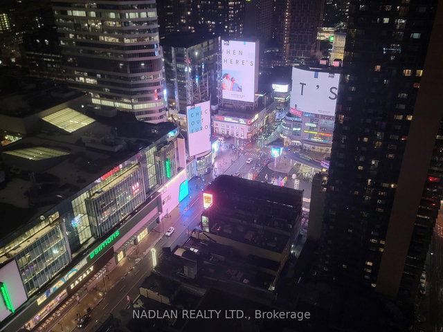 3901 - 210 Victoria Street