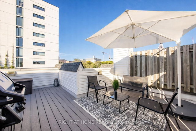 4304 - 43 Sudbury Street