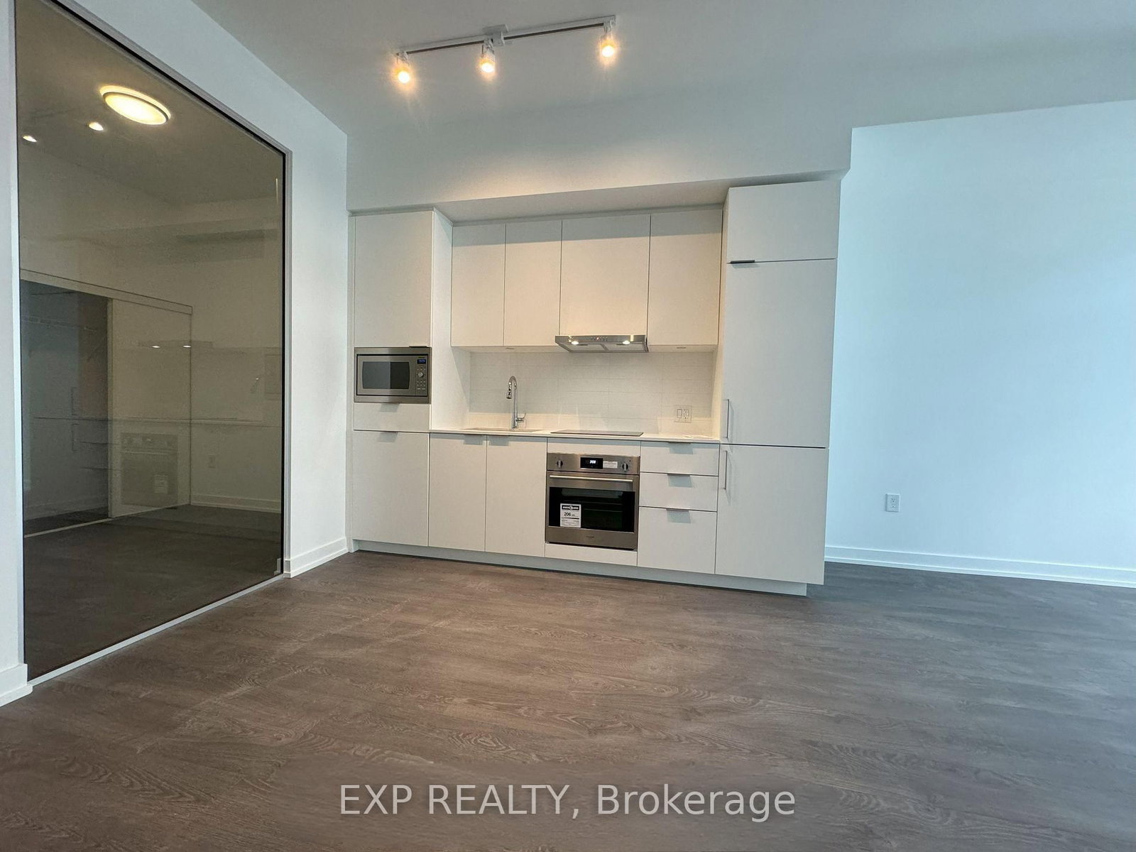 Condo for lease at S603-8 Olympic Garden Drive, Toronto, Ontario, M2M 0B9 - Newtonbrook East - MLS: C12857262