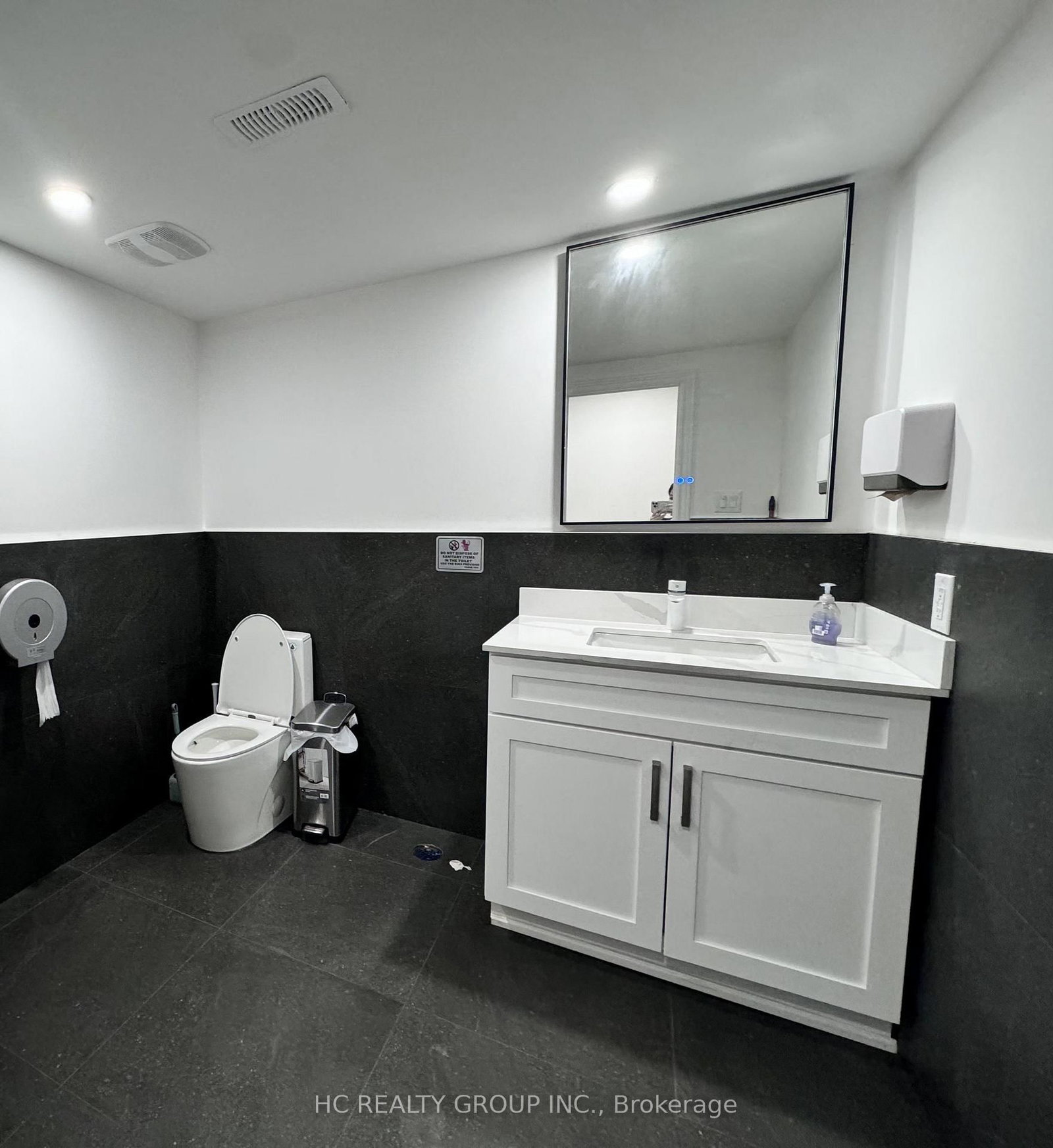 523 Eglington Avenue - Photo 12