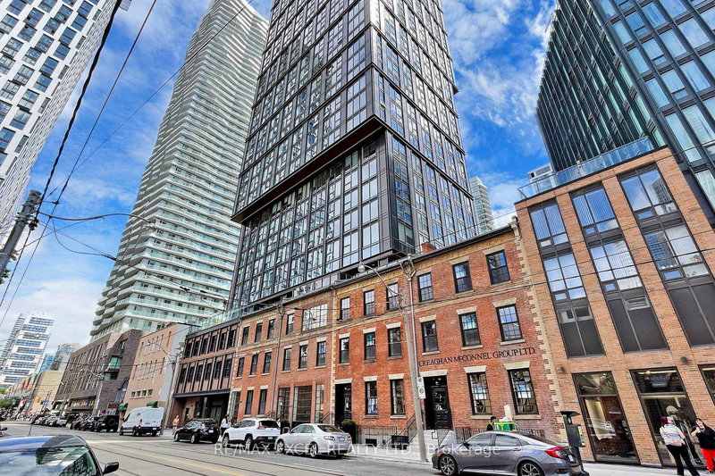 home for lease on 3803-82 Dalhousie Street