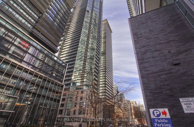 710 - 33 Charles Street E