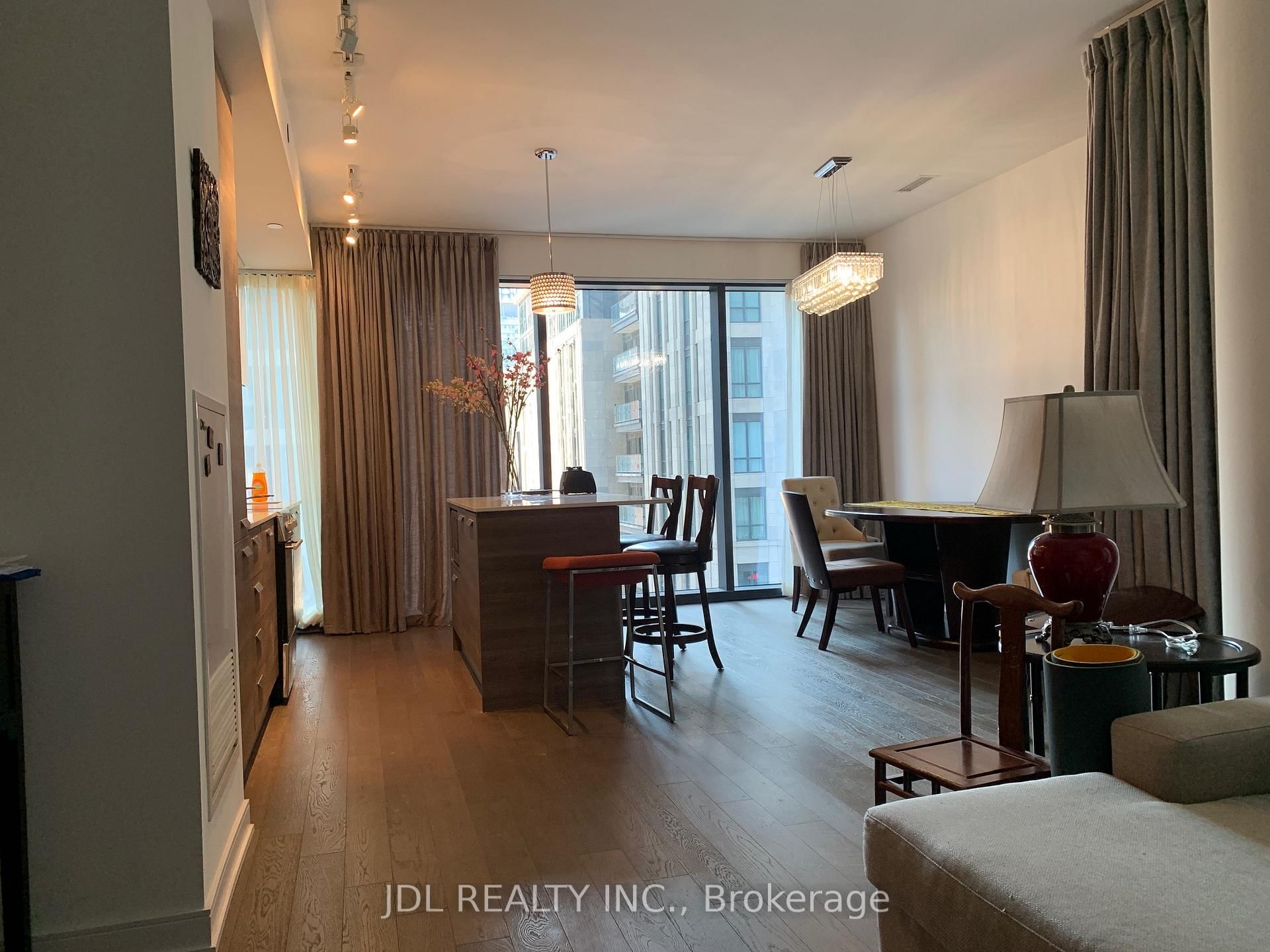 57 St Joseph Street, Unit 308 Br3