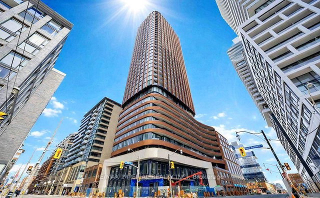 2107 - 180 Front Street