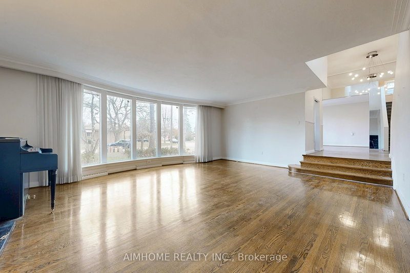 5 Morewood Cres, Toronto, M2K 1L8 | Image 3