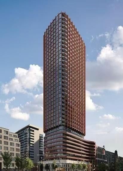 1805 - 180 Front Street E