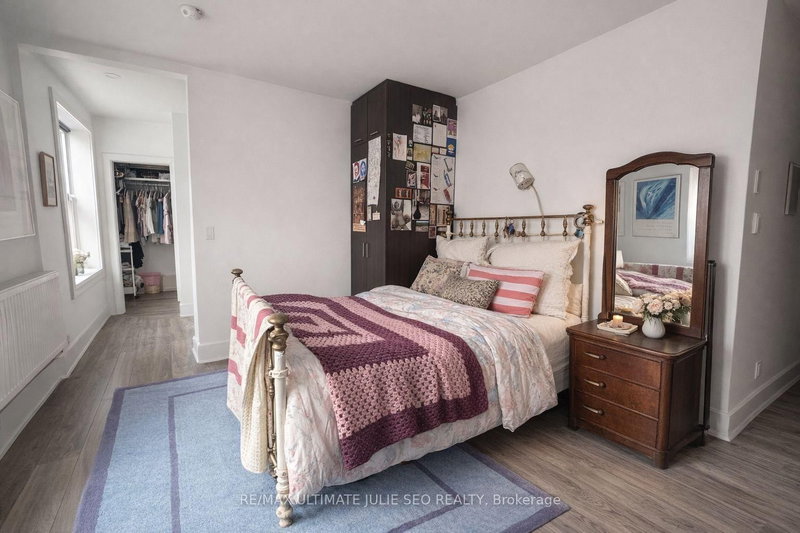 301 - 432 St Clarens Ave, Toronto, M6H 3W3 | Image 3