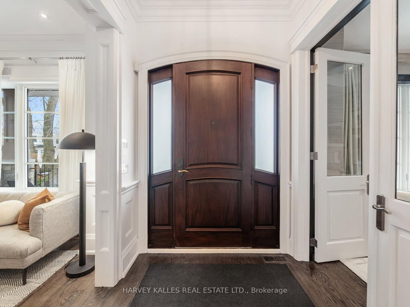 190 Carmichael Ave, Toronto, M5M 2X3 | Image 3