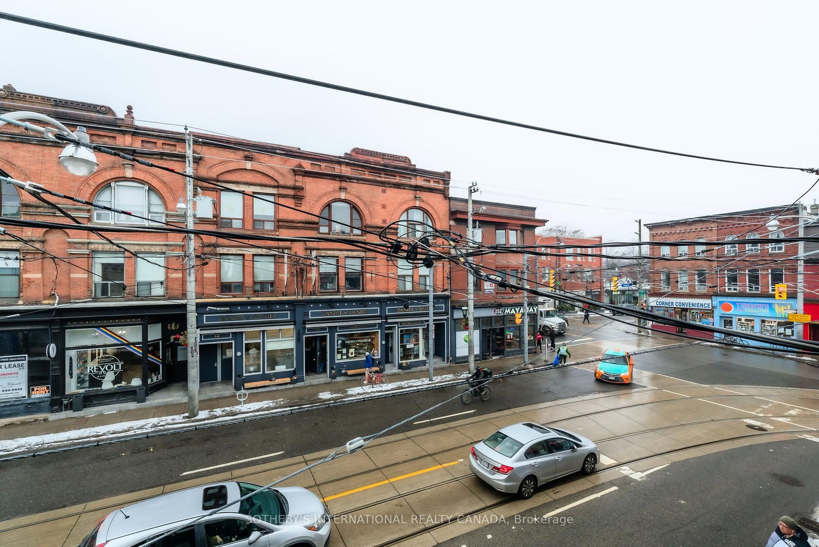 237 Carlton Street - Photo 23