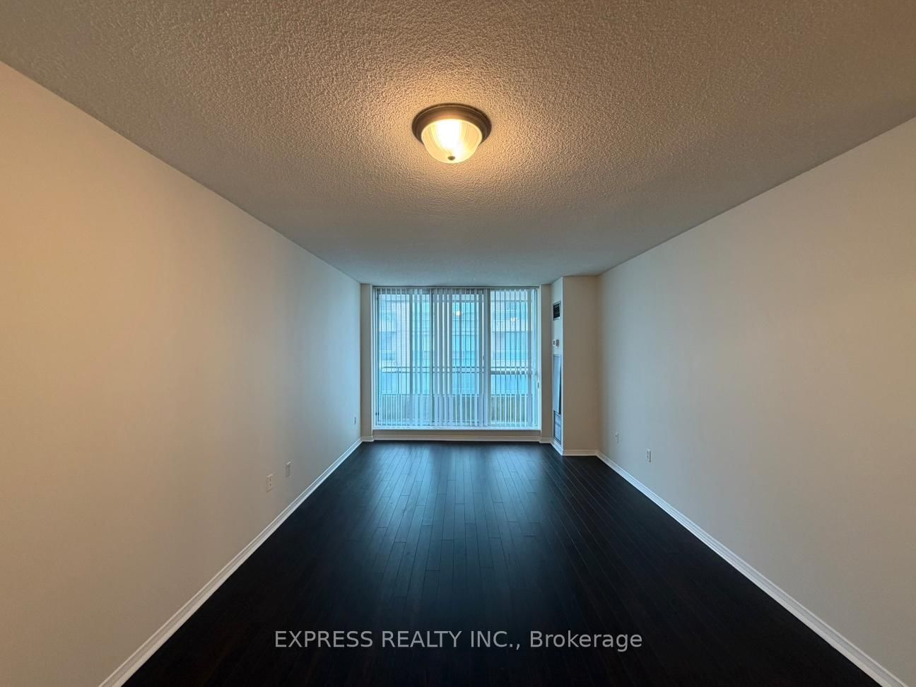 29 Pemberton Avenue, Unit Lph02 - Photo 4