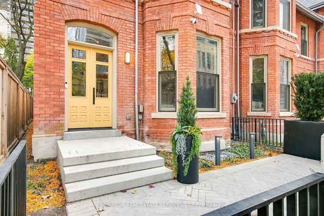 11 Gloucester Street