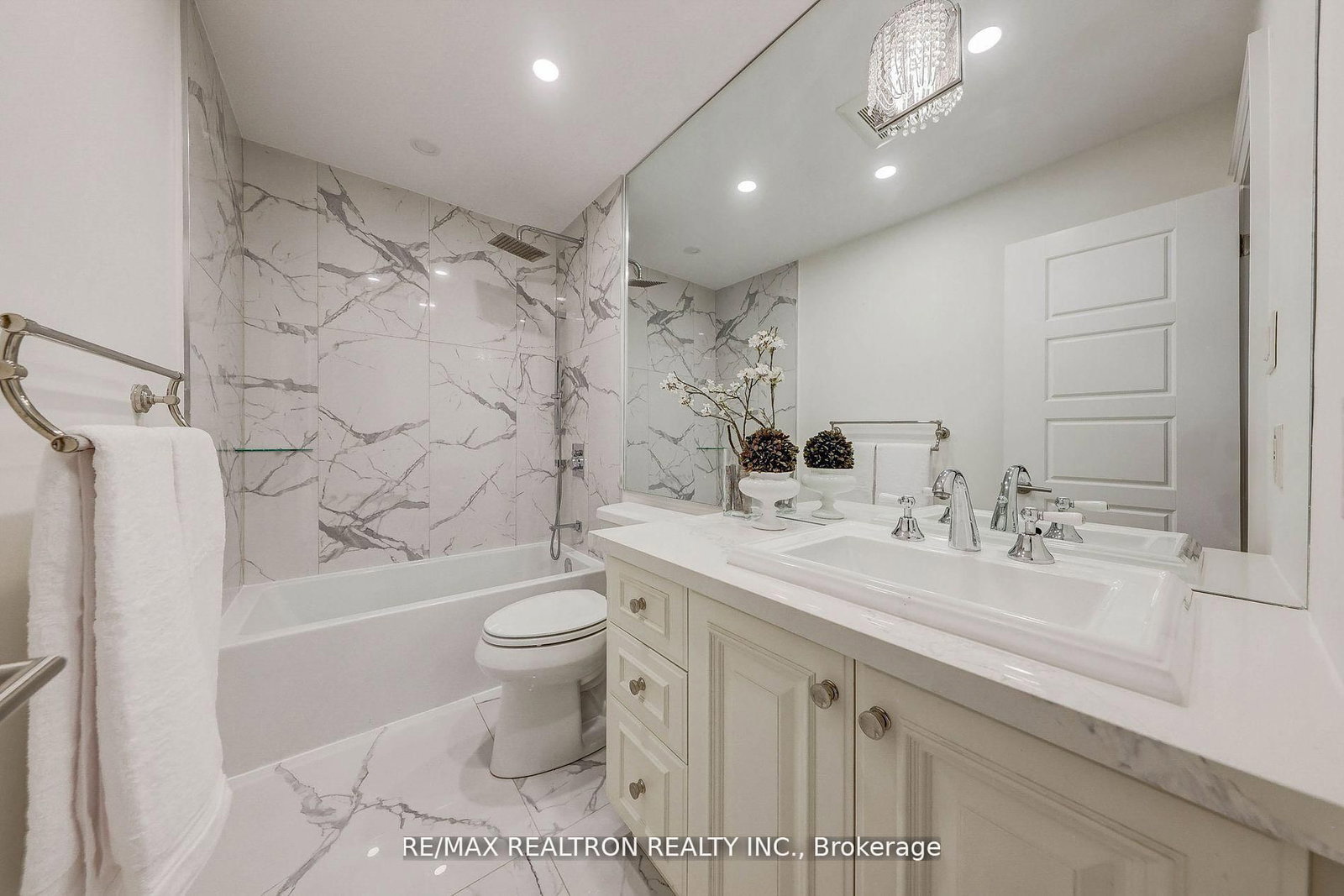 Townhouse for sale at 14 Anvil Millway, Toronto, Ontario, M2L 1R1 - St. Andrew-Windfields - MLS: C12861836