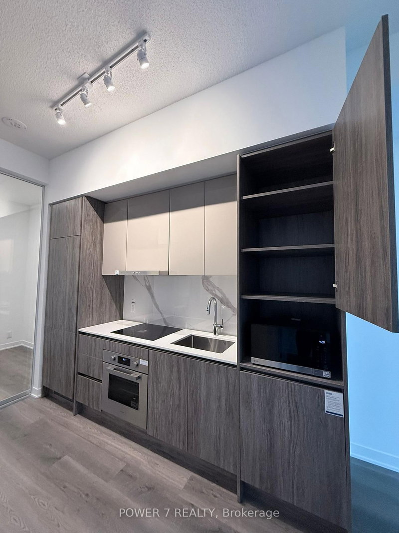 2308 - 180 Front St E, Toronto, M5A 0K9 | Image 3