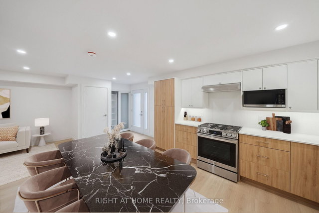 2 - 321 St George Street