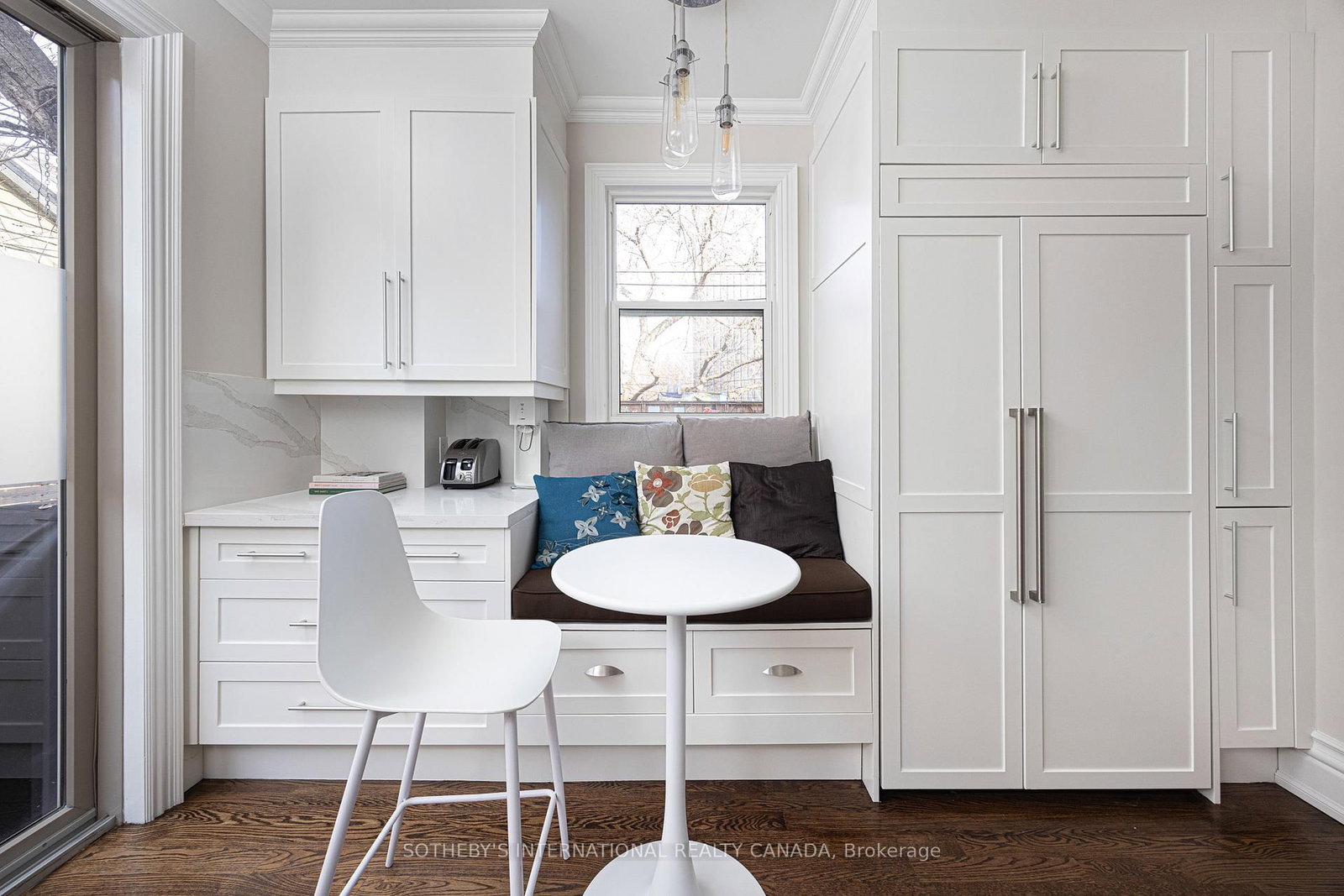 Semi-Detached House for sale at 54 Stanley Terrace, Toronto, Ontario, M6J 2R4 - Niagara - MLS: C12862766