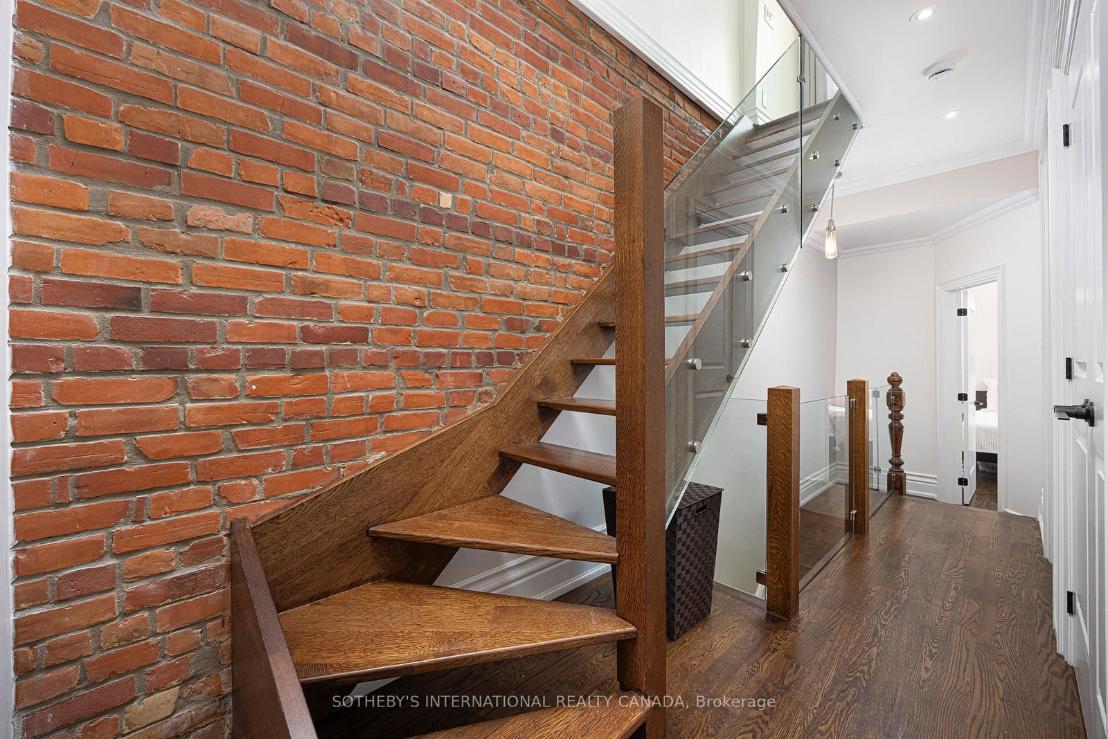 Semi-Detached House for sale at 54 Stanley Terrace, Toronto, Ontario, M6J 2R4 - Niagara - MLS: C12862766