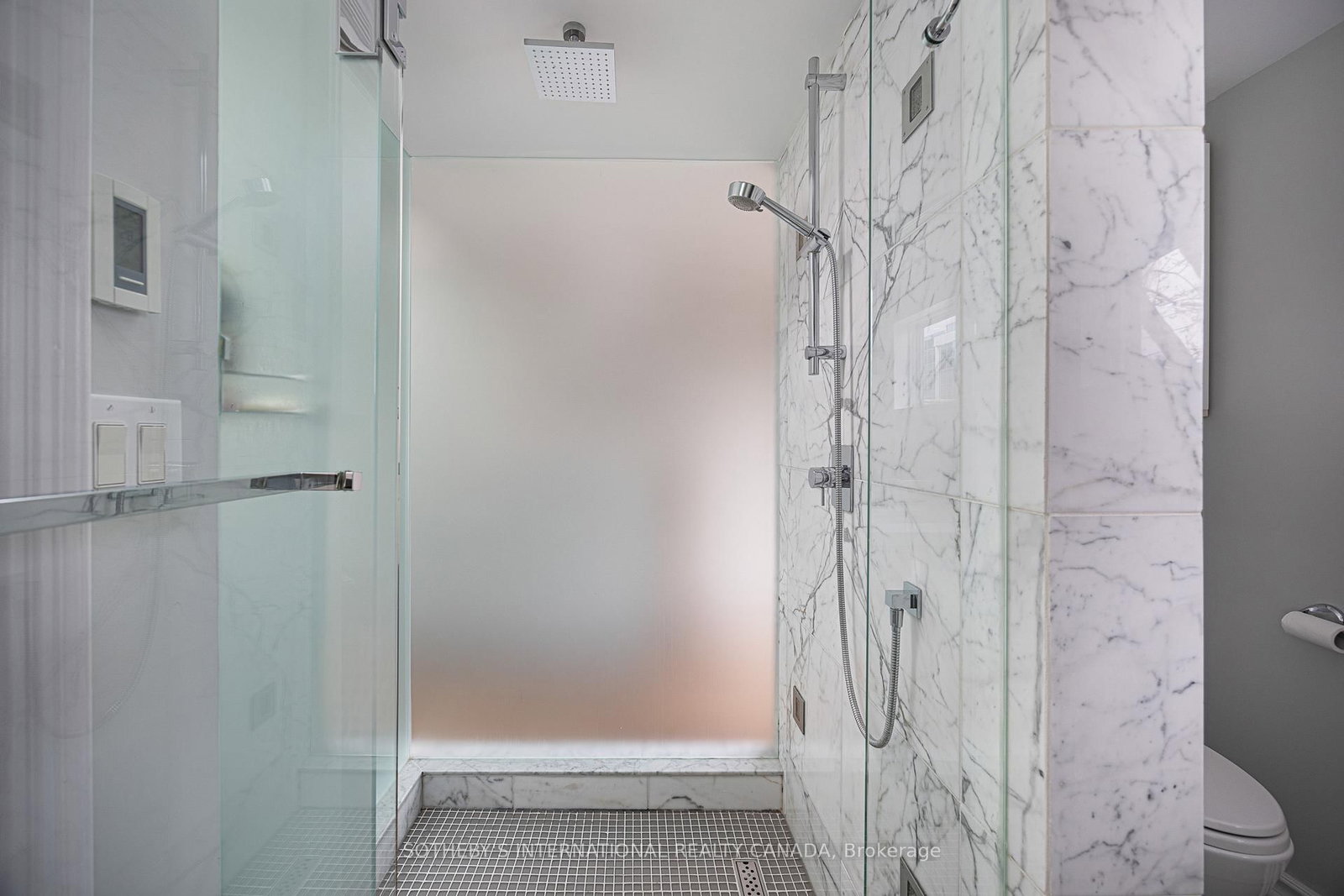 Semi-Detached House for sale at 54 Stanley Terrace, Toronto, Ontario, M6J 2R4 - Niagara - MLS: C12862766