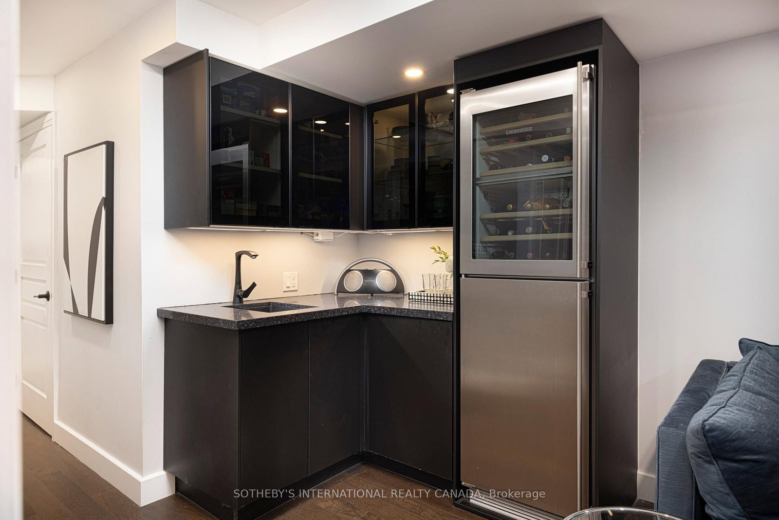 Semi-Detached House for sale at 54 Stanley Terrace, Toronto, Ontario, M6J 2R4 - Niagara - MLS: C12862766