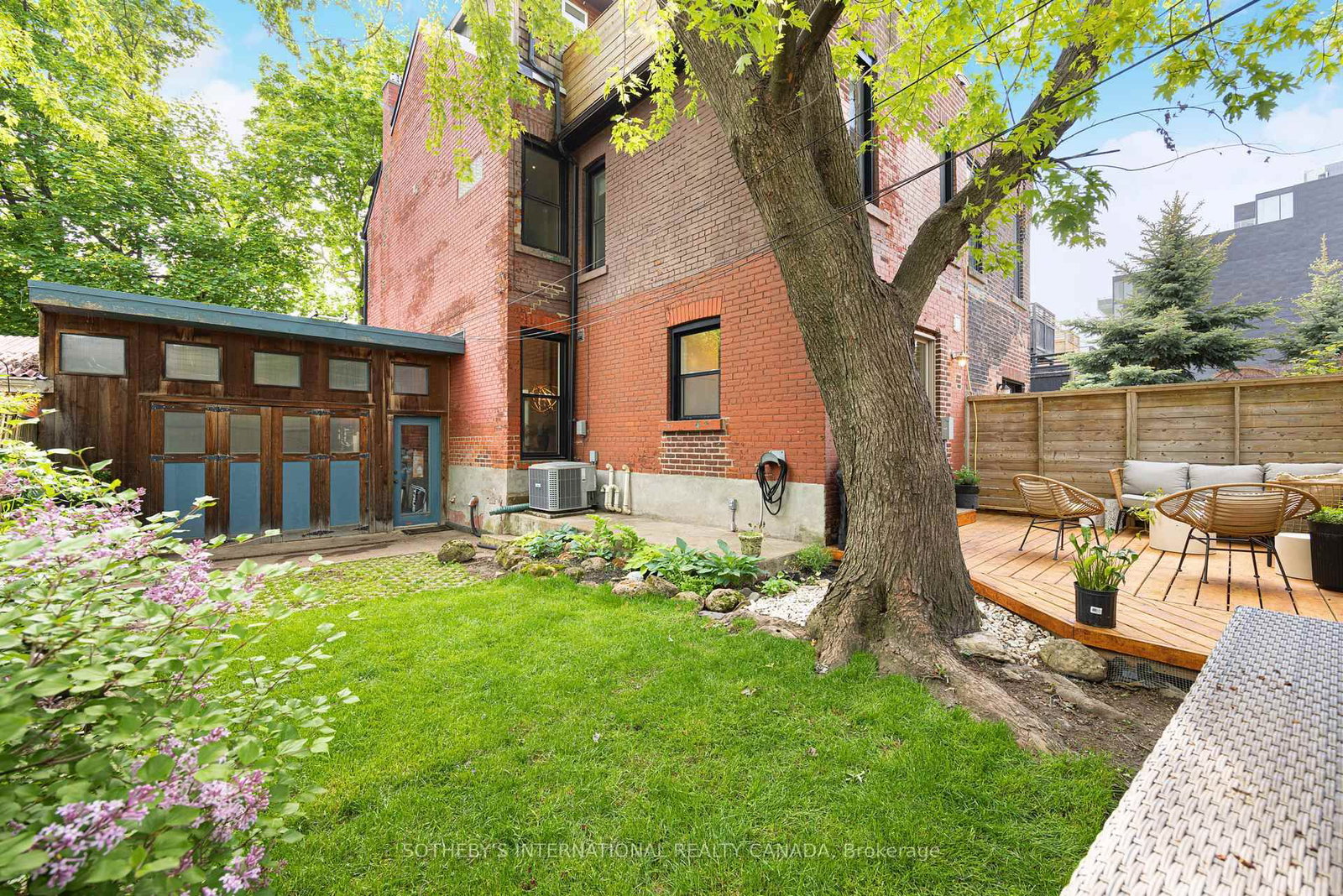 Semi-Detached House for sale at 54 Stanley Terrace, Toronto, Ontario, M6J 2R4 - Niagara - MLS: C12862766