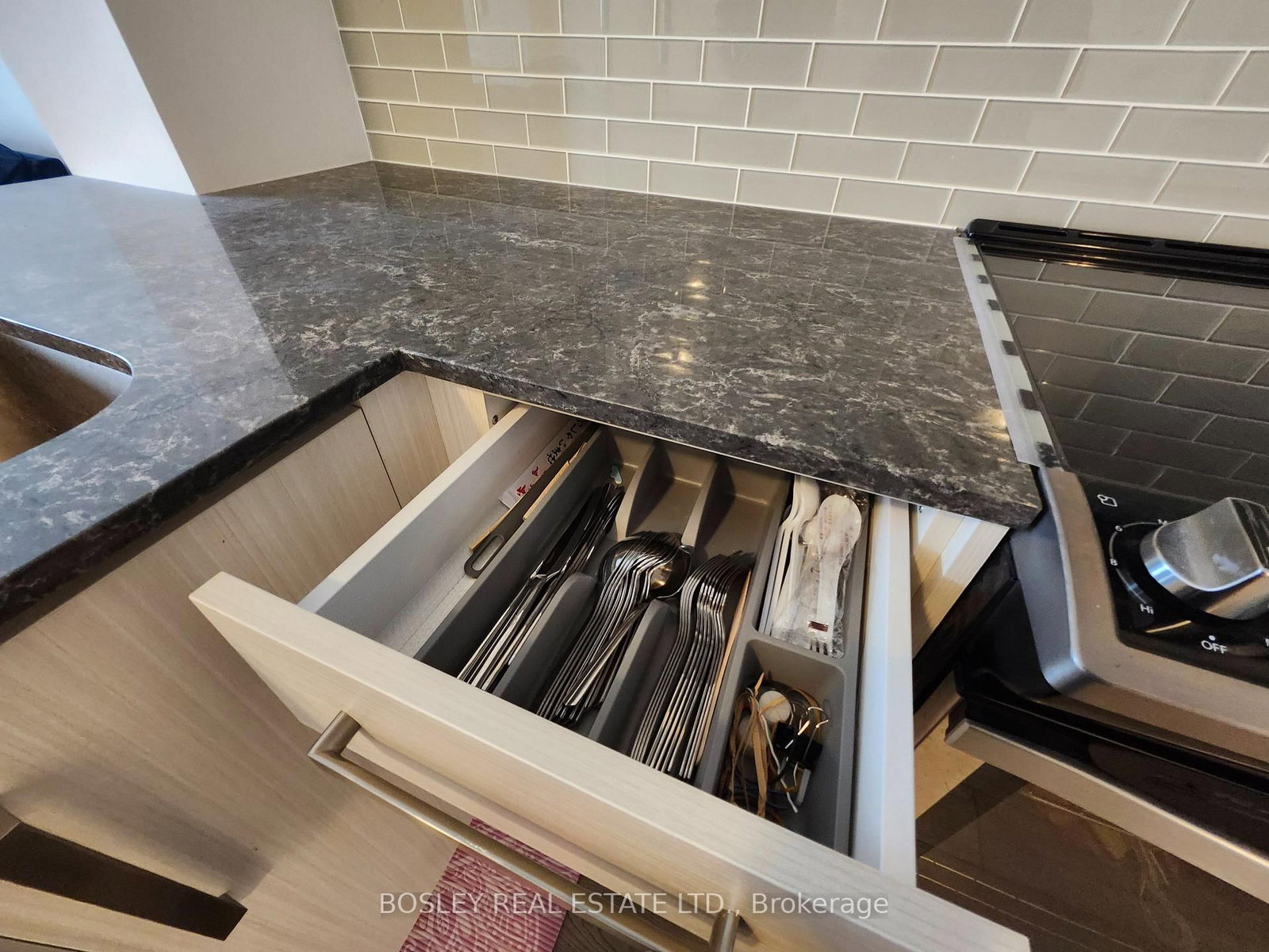 5180 Yonge Street, Unit 2302 - Photo 3