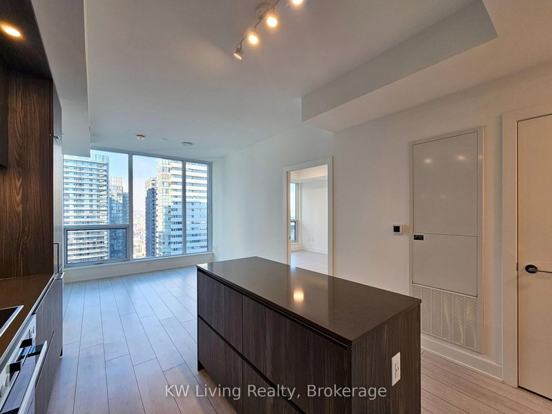 3305 - 15 Mercer St, Toronto, M5V 1H2 | Image 3
