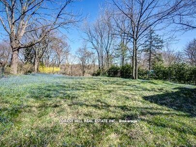 132 Blythwood Road • Toronto, ON photo 15