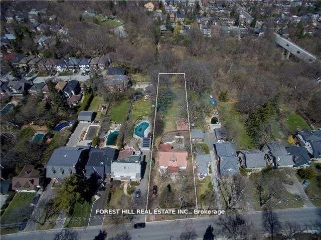 132 Blythwood Road • Toronto, ON photo 9