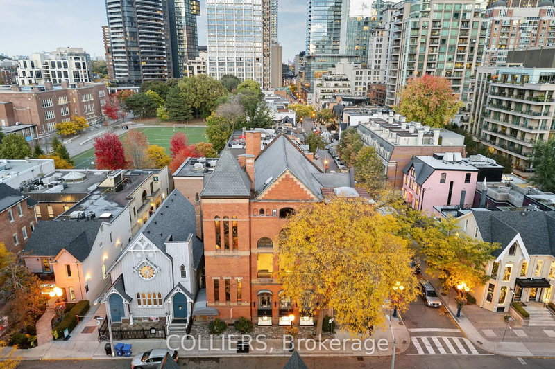 33 Hazelton Ave, Toronto, M5R 2E3 | Image 2