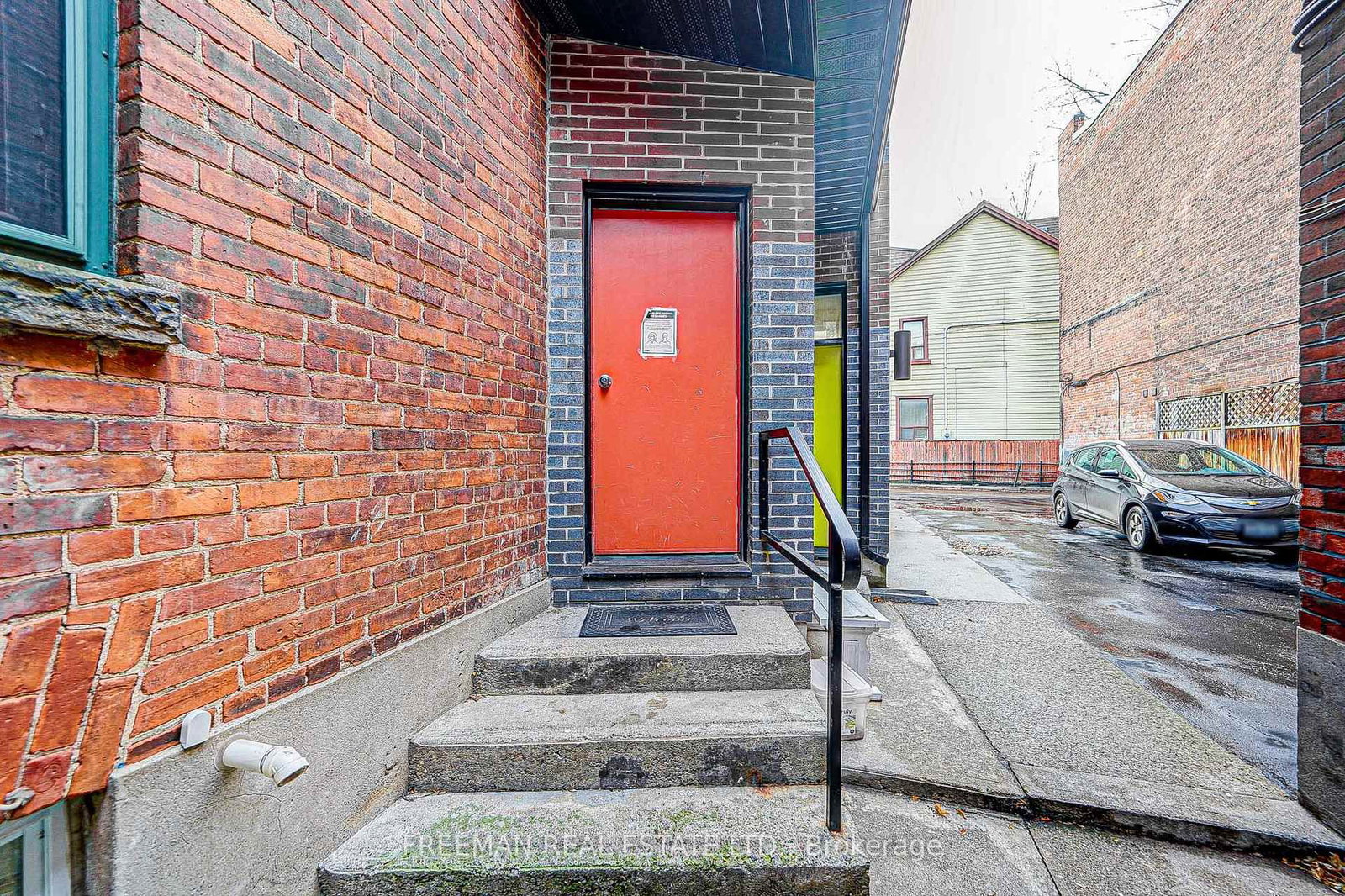 Semi-Detached House for lease at 1-986 Bathurst Street, Toronto, Ontario, M5R 3G6 - Annex - MLS: C12863910