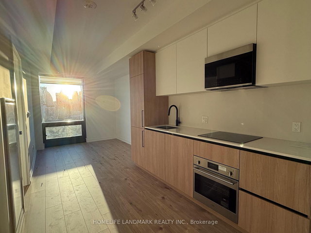 2906 - 35 Parliament Street