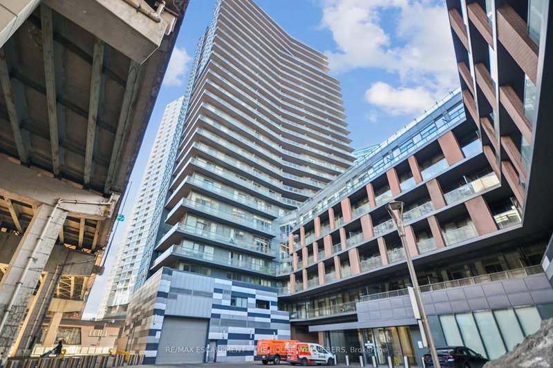 2308 - 20 Bruyeres Mews, Toronto, M5V 0G8 | Image 3