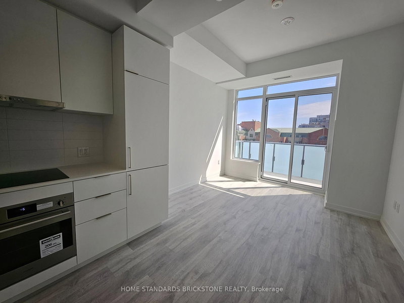 1107 - 8 Olympic Garden Dr, Toronto, M2M 0B9 | Image 2