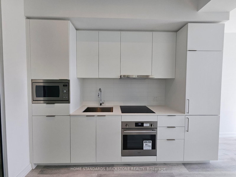 1107 - 8 Olympic Garden Dr, Toronto, M2M 0B9 | Image 3