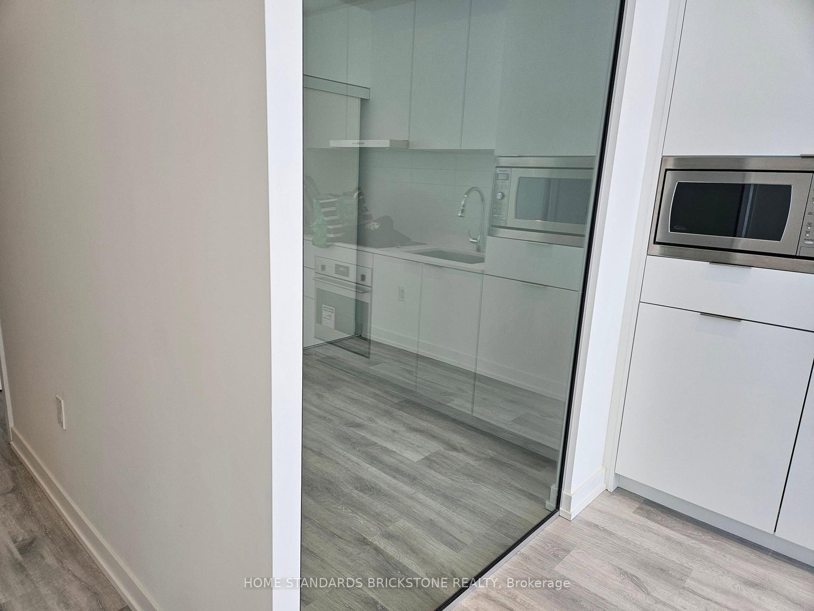 Condo for lease at 1107-8 Olympic Garden Drive, Toronto, Ontario, M2M 0B9 - Newtonbrook East - MLS: C12865472