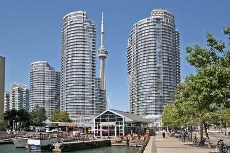 1709 - 208 QUEENS Quay