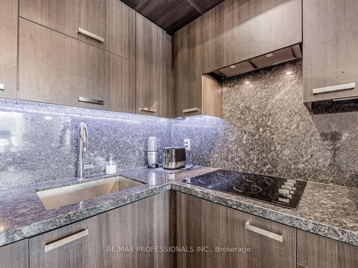 120 Harrison Garden Boulevard, Unit 308 - Photo 6