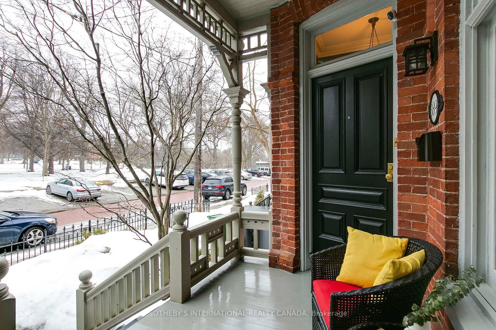 Listing photo 4