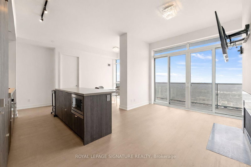 6108 - 7 Grenville St, Toronto, M4Y 0E9 | Image 2