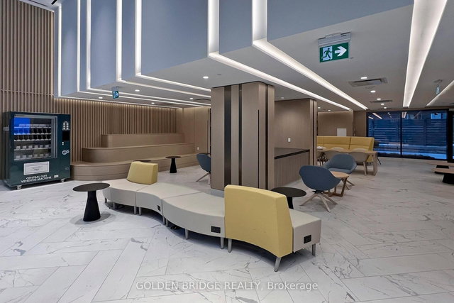 3611 - 38 Widmer Street