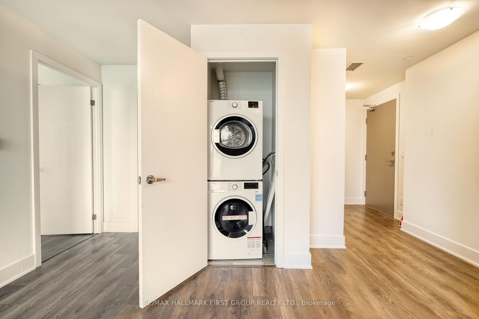 Condo for lease at 1015-188 Fairview Mall Drive, Toronto, Ontario, M2J 0H7 - Don Valley Village - MLS: C12867710