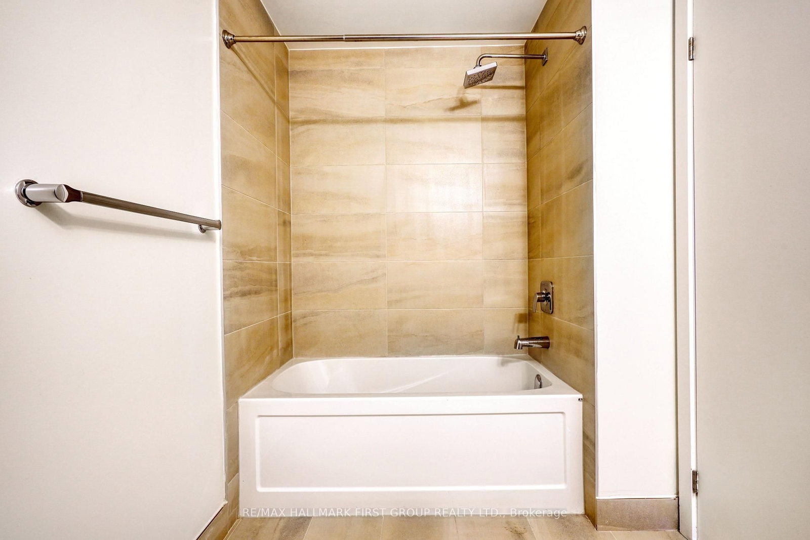 Condo for lease at 1015-188 Fairview Mall Drive, Toronto, Ontario, M2J 0H7 - Don Valley Village - MLS: C12867710