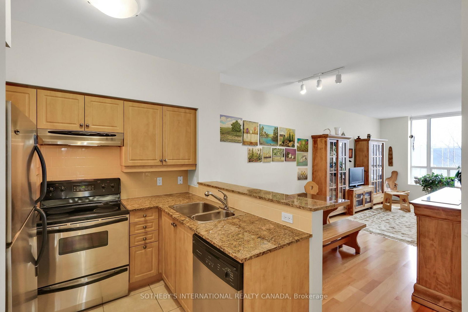 Listing Image 2