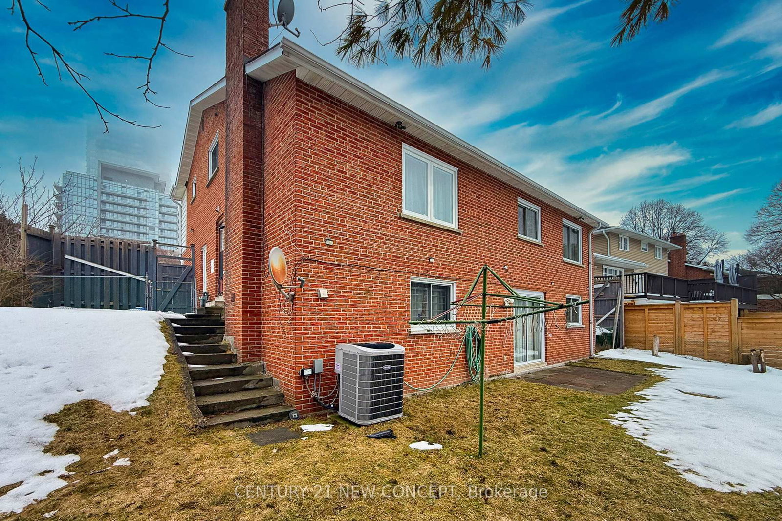 Listing Image 7