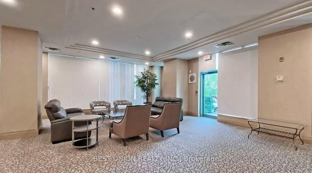 1705 - 5500 Yonge Street