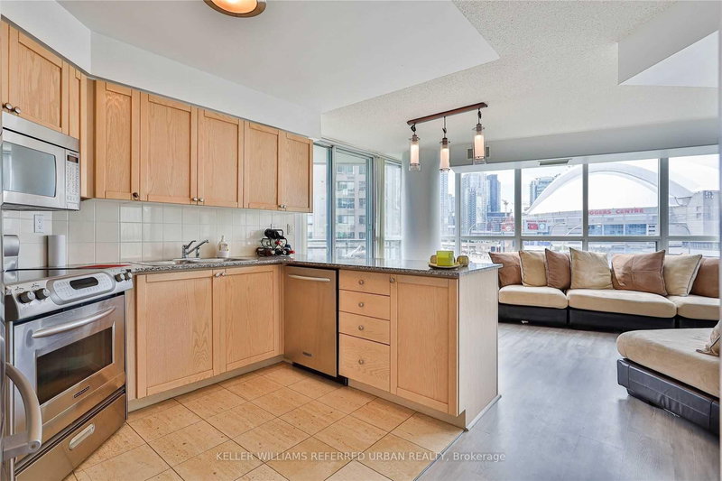 home for lease on 730-230 Queens Quay W