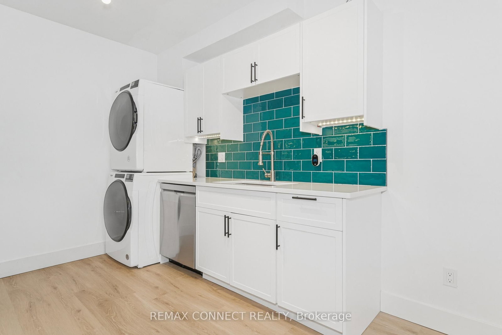 Detached House for lease at Lower-16 Rosemount Avenue, Toronto, Ontario, M6H 2M1 - Wychwood - MLS: C12868506