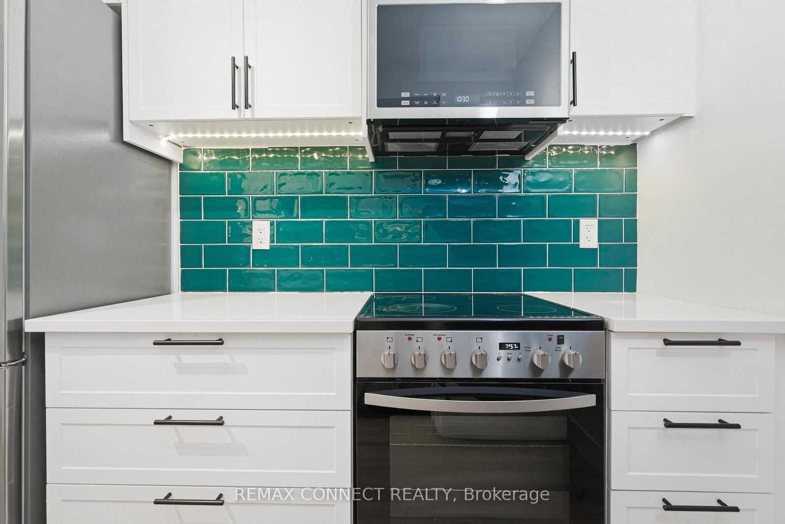 Detached House for lease at Lower-16 Rosemount Avenue, Toronto, Ontario, M6H 2M1 - Wychwood - MLS: C12868506