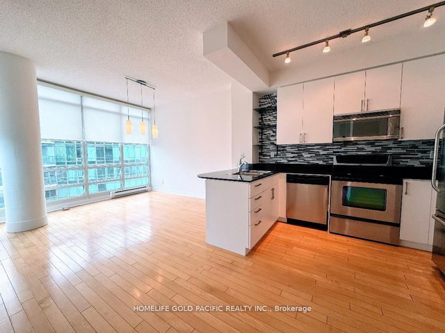 3103 - 381 Front Street W